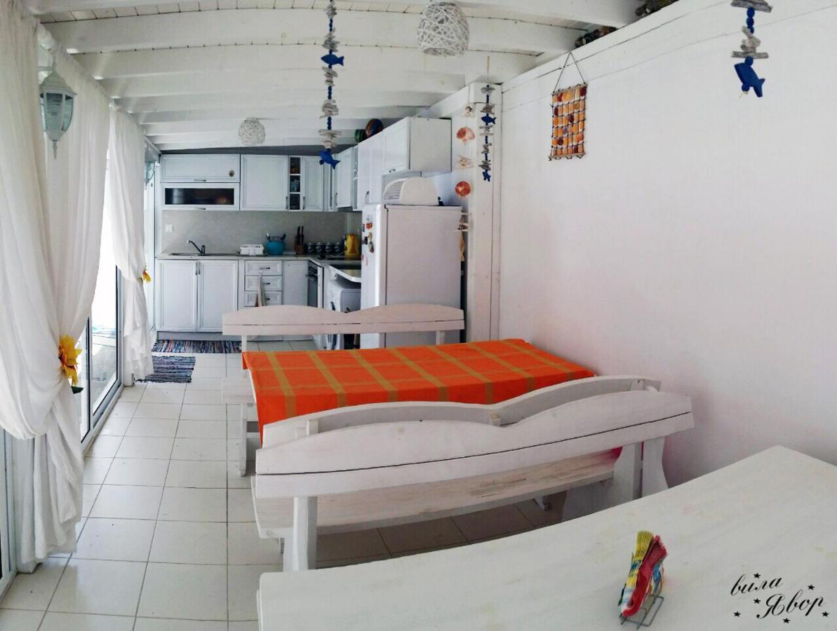 Hotel Yavor ซาเรโว ภายนอก รูปภาพ